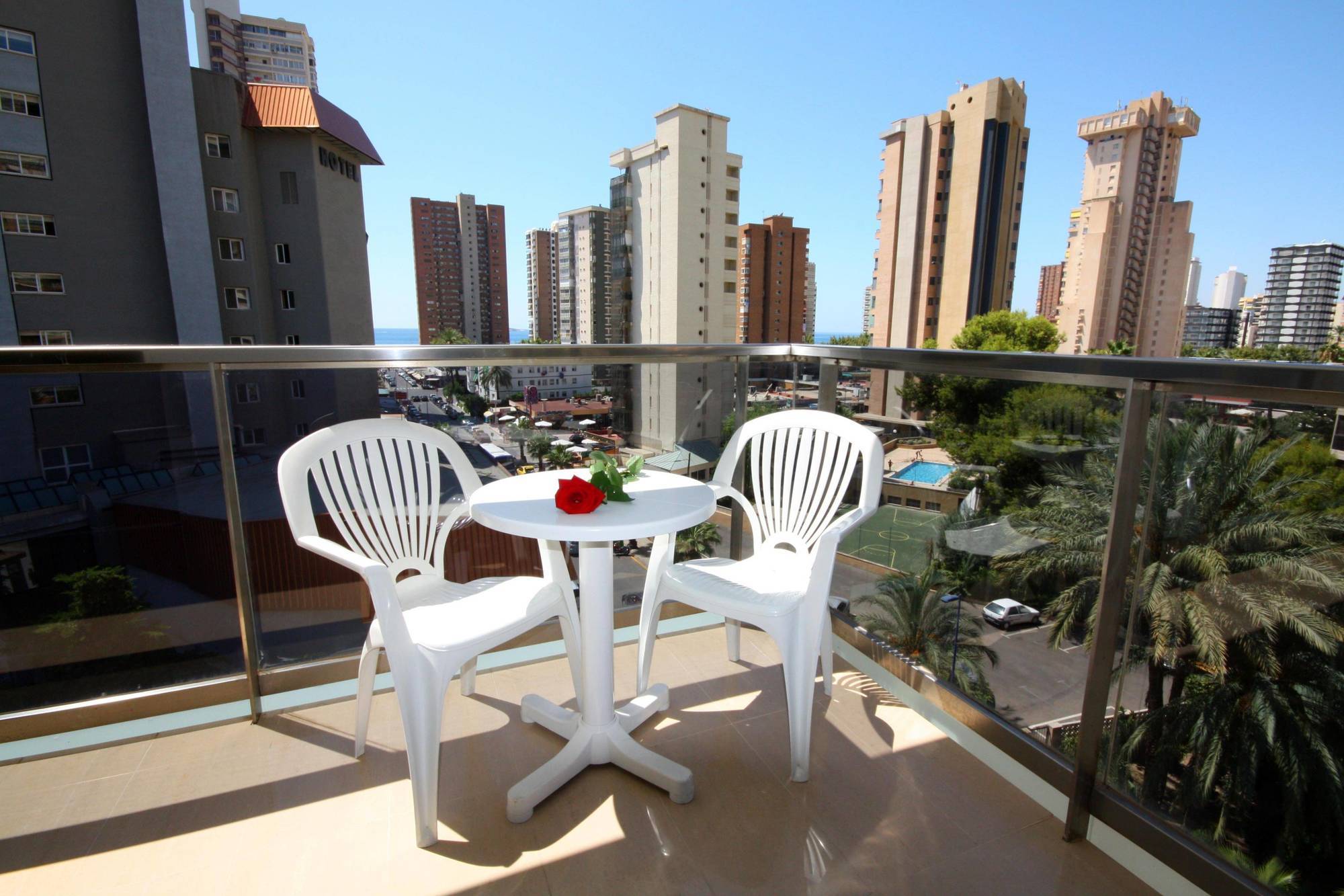 Hotel Perla Benidorm Exteriör bild